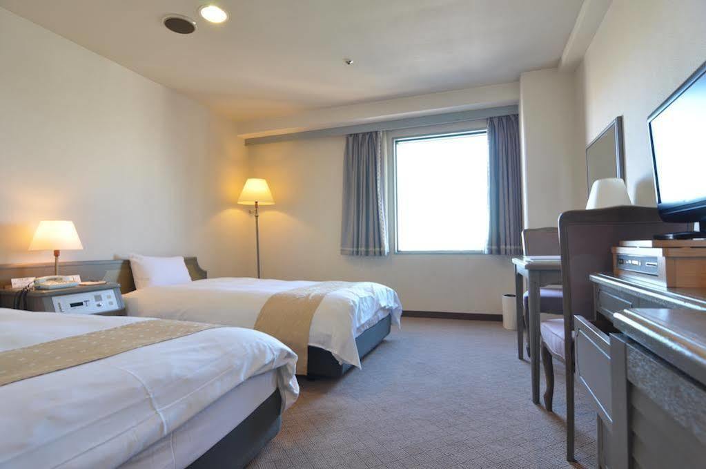 Loisir Hotel Jokkaicsi Kültér fotó